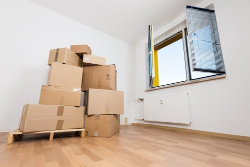 Man and van in Acton assisting with apartment moving in West London