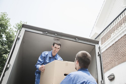 Different sizes of self storage units available in Acton